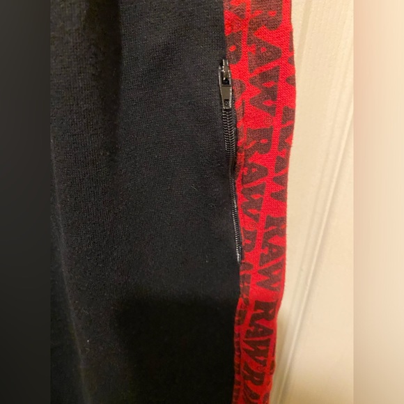 Raw Rolling Papers 
Track Pants 
Unisex Size 1 1/4 (Small) - Picture 4 of 7